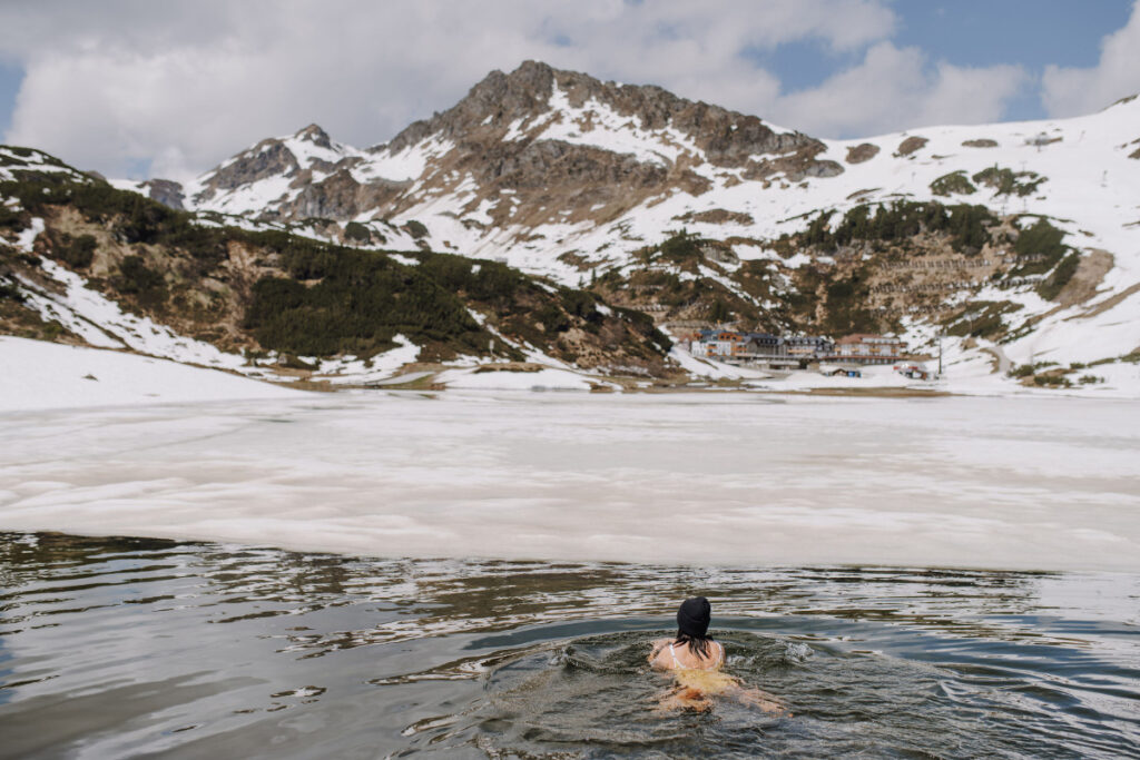 Ice bathing in the Lungau mountains
