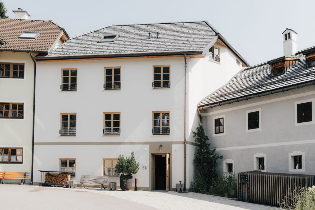 Außenansicht des Mesnerhaus Boutique-Hotels