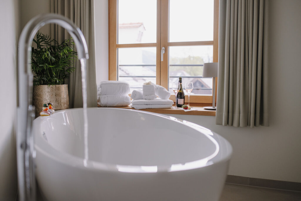 mesnerhaus-boutique-hotel-zimmer-signature-badewanne