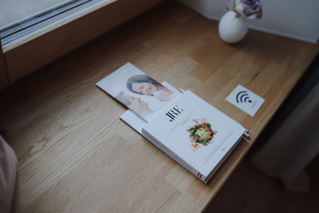 mesnerhaus-boutique-hotel-zimmer-superior-papier