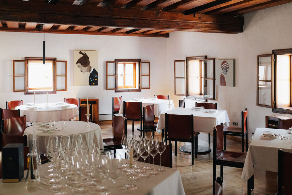 Restaurantbereich im Mesnerhaus